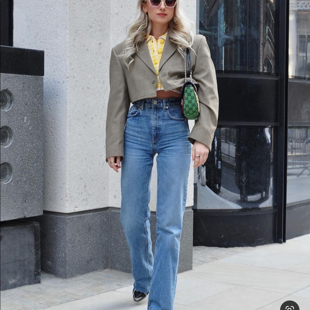 Zara high waisted jeans bloggers fav